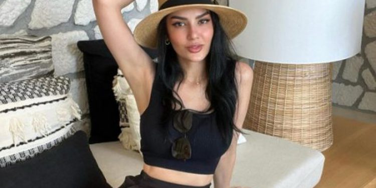 “S’ta them dot publikisht se s’jam…”, si kurrë më parë, Bora Zemani publikon mesazhet private