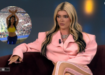 Hoqi foton me shqiponjën, Era Istrefi: Qava shumë