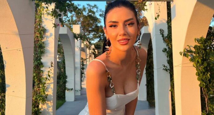 Bora e harron Donaldin, fotografohet krah këtij mashkulli misterioz