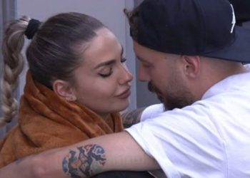Me sytë që i vezullonin nga dashuria për Donald Veshajn, Beatrix Ramosaj rikthen momentin romantik në “Big Brother Vip”