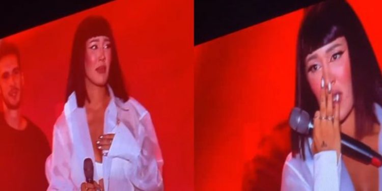 Semi Jaupaj nuk përmbahet! Çfarë e përloti në mes të performancës?