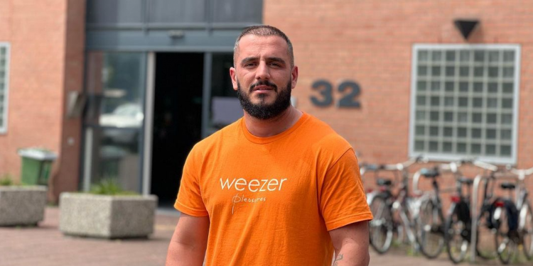 Gold Ag bëhet baba për herë të dytë, djalit i vendos emrin Front