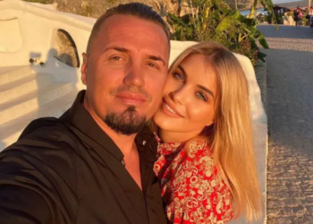 A eshte ne nje lidhje apo ‘single’ pas ndarjes nga Blero? Ja si pergjigjet Afrona!