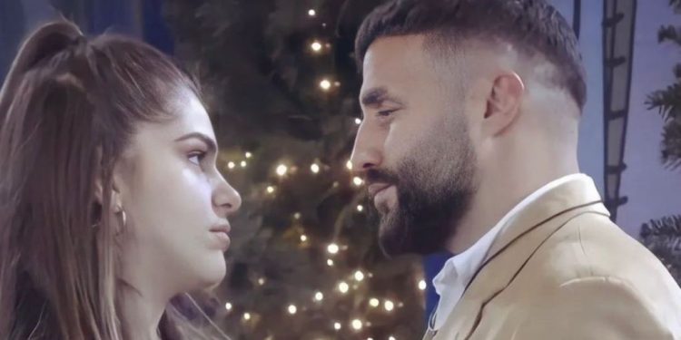 PM bëri shaka me ‘propzimin’ për martesë, fansat e kritikojn pasi u dhimbset Sarah