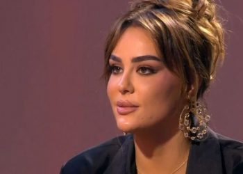 Komentet negative në rrjetet sociale, Xhensila ‘befason’ me reagimin e saj, zbulon se çfarë ka fituar prej tyre