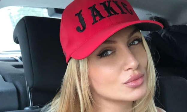 “Ka ardhur koha ta pranojmë veten siç jemi”- Beniada zbulon shqetësimin që ka