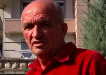 Flet babai i Aurona Pelajt, tregon për gjendjen e saj shëndetësore