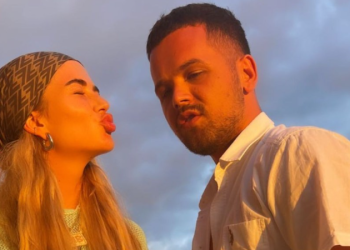 “Dy të lezetshëm”, Loredana del në foto krah Yll Limanit