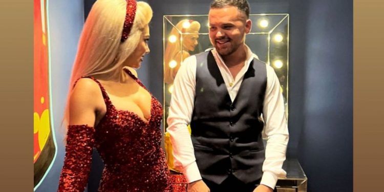 Yll Limani e puth Elvanen, ajo e publikon videon