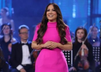 Vetëm fustani 4500 dollarë, sa kushtoi e gjithë veshja e Arbanës në natën e parë të festivalit