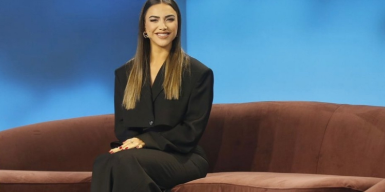 Sara Hoxha bën deklaratën e papritur: “Kledi mban me hatër Elhaidën!”