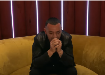 Mungoi në ditëlindjen e nënës, Stresi përlotet në transmetim live