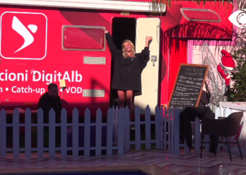 “Edhe dielli duket më bukur kur bie te ti” Luizi nis ngacmimet e para në shtëpi