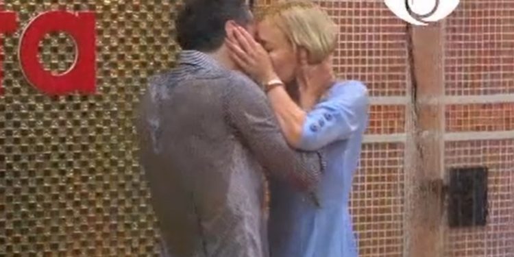 Të gjithë sytë nga Luizi, befason Amos dhe jep puthjen e parë në Big Brother