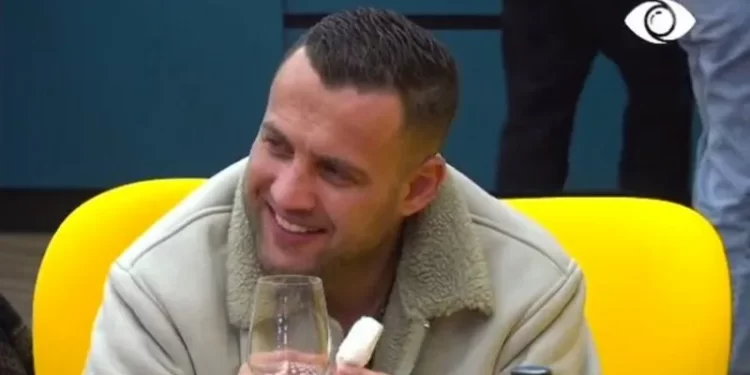 U kthye shumë shpejt në një nga banorët më të përfolur në BBV, ky është rrugëtimi i Luiz Ejllit në muzikë