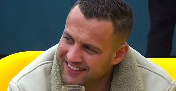 I mbyllën brenda shtëpisë, si e kuptoi Luizi “hilen” e produksionit gjatë kohës që po bëhej protesta