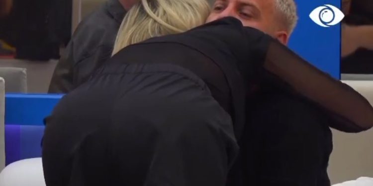 Luizi sqaron banorët mes lotësh: ‘Unë ia bëra vetes, kam thënë një gomarllik’! Kejvina e përqafon: Kërkoju falje!