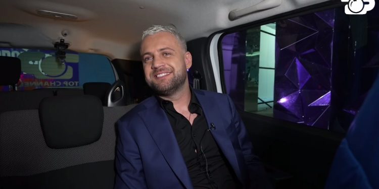 Luizi niset për në spital, kamera e shoqëron kudo!