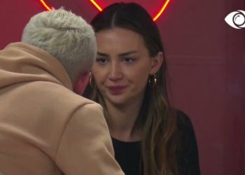 “Turp të kesh”/ Nxehet keq debati mes Luizit dhe Kiarës: Ti më sakrifikon dhe mua për fitoren