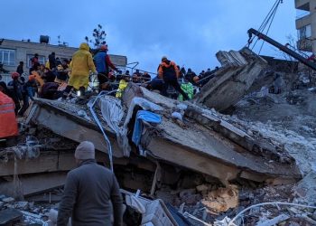 Tërmeti në Turqi, gjenden nën rrënoja trupat e familjes shqiptare