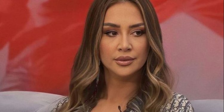 Nuk do ta njihni, ja si ka qenë Kiara para se të bënte ndërhyrje plastike!