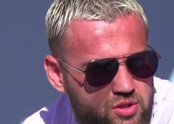 Sot është ditëlindja e babait që nuk jeton më, Luizi mes lotësh i bën premtimin e ndjerë