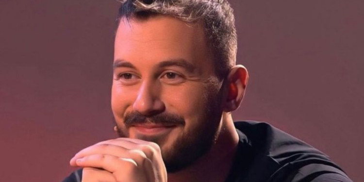 Romeo Veshaj merr ftesën për të hyrë në Big Brother VIP