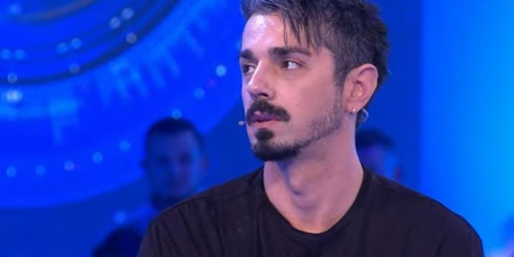 Amos Zaharia refuzon të paguajë për surprizën e Luizit dhe Kiarës