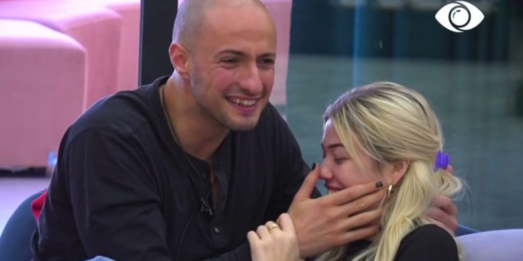 Keisi tregon arsyen e ndarjes nga Kristi: Mu errësuan sytë