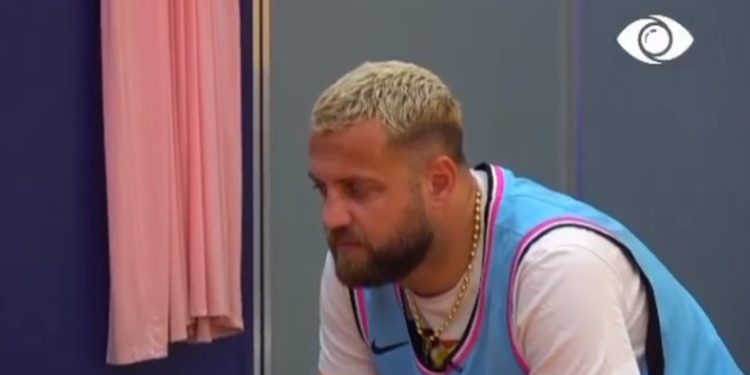 Pas vendimit të Kiarës, Luizi shpërthen në lot