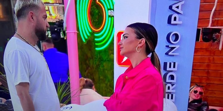 Këngëtarja e njohur shqiptare i dërgon mesazh Luizit në “BBVA”, por ka ‘dy fjalë’ edhe për Kiarën