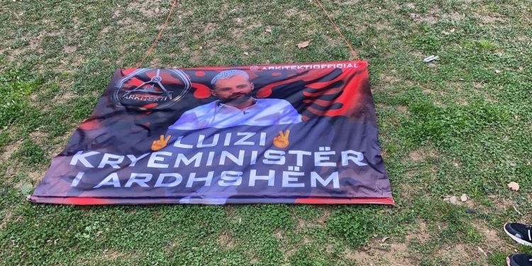 “Luizi, kryeministër i ardhshëm”, fansat dron në protestë për konkurrentin e Big Brother VIP