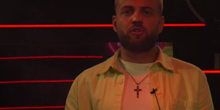 Nuk e imagjinon çfarë po bëhet me emrin e tij jashtë shtëpisë, Luizi ka një thirrje për fansat