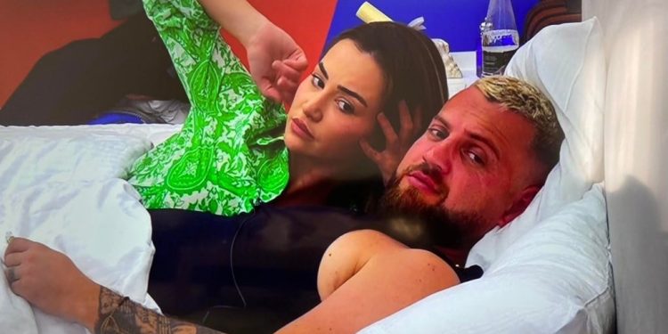 E ka vendosur, Kiara tregon se a do bëjë marrëdhënie me Luizin në BBVA