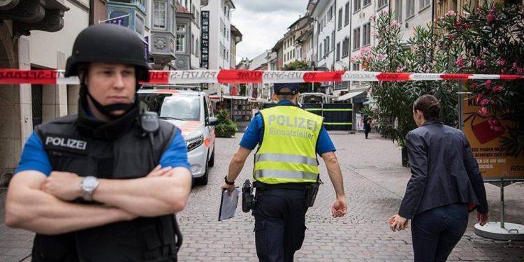 Krim i rëndë në familje, 42 vjeçari shqiptar vret bashkëshorten në Zvicer