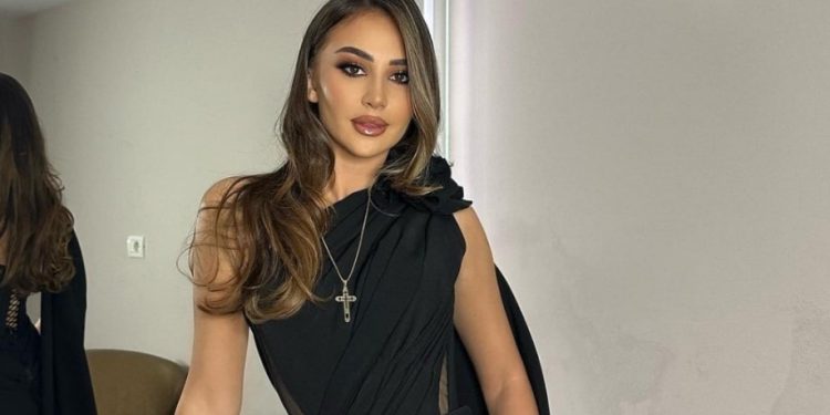 Njihuni me ‘motrën binjake’ të Kiarës, s’do të mund t’i ndani nga njëra-tjetra