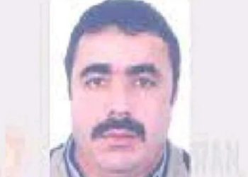 DEL FOTO/ Ky është 56-vjeçari, bleu një fëmijë 900 euro në Tiranë dhe e nxori rrugëve të Athinës për të lypur