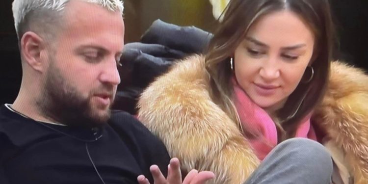 Rrjeti po ‘vlon’, a po e tradhëton Luizi, Kiarën me Jorin? Këto pamje s’duken aspak të mira