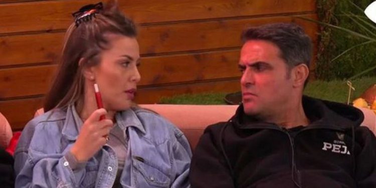 Olta dhe Maestro miq dhe jashtë shtëpisë së “BBVA”?