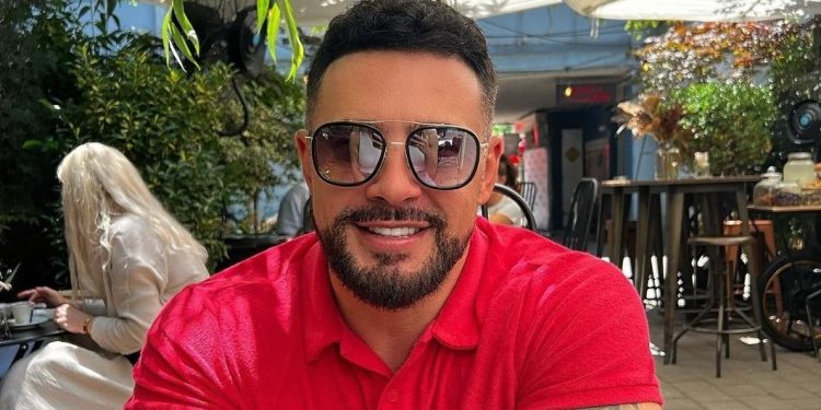 Robert Berisha e kaloi ditën e sotme në shoqëri të kësaj bukurosheje!