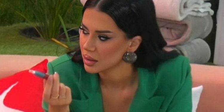 Uppss! Top Channel sapo i bëri “gjëmën” Efit