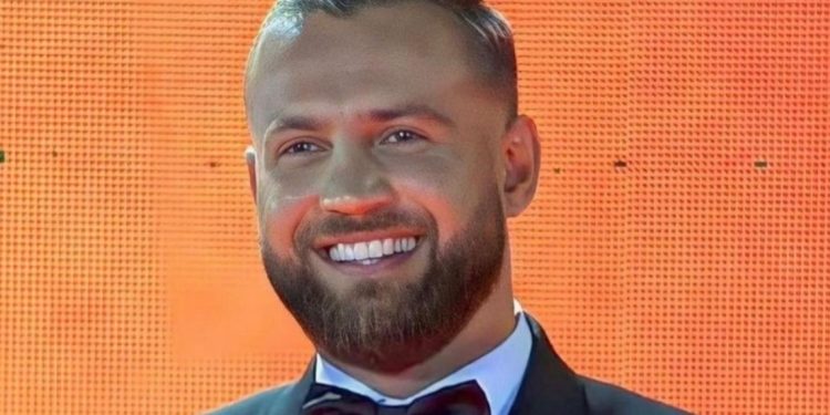 Luizi më në fund e pranon sonte hapur se e përdor Kiarën për famë