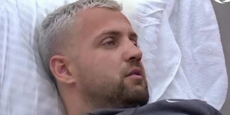 “Mallkimi” vazhdon, Luiz Ejllit i ndodh e papritura me rrjetet sociale