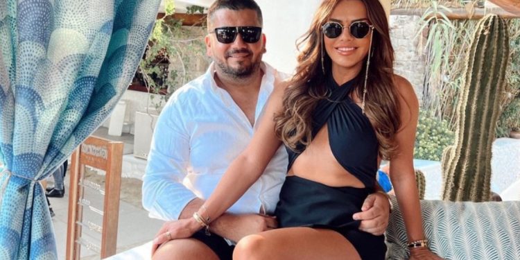 Për një dalje në Dubai, gruaja e Ermal Fejzullahut e vesh fustanin afro 700 euro