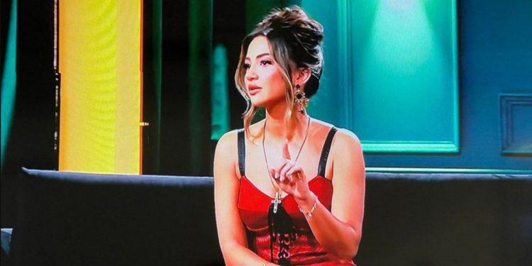 “Kiara me burrin e tezes më kërcënuan me jetë”/ Moderatorja reagon pas deklaratës së Teas