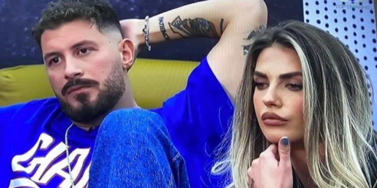 Trixa më në fund harron historinë me Donaldin, gjen dashurinë e re dhe atë një djalë romantik