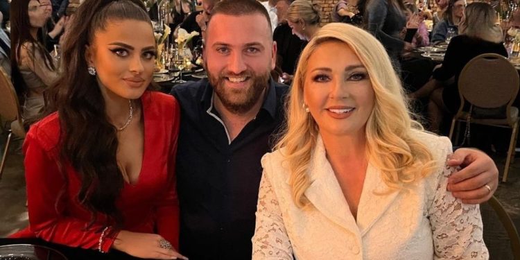 ‘E dashur moj nuse e bukur’, Remzie Osmani e uron rejën e saj me fjalët me të bukura për ditëlindje