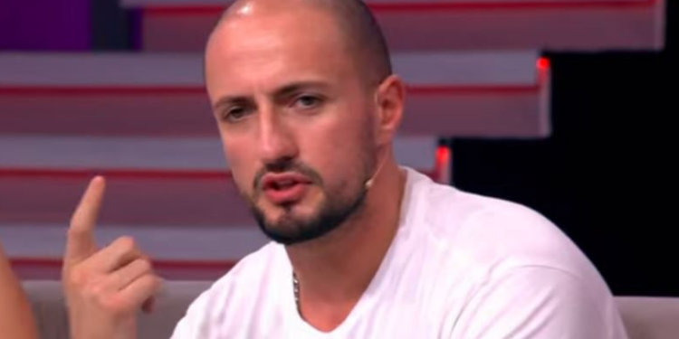 “Unë një zemër kam”! Kristi duket se ka rënë në dashuri, nuk do më të largohet nga Shqipëria