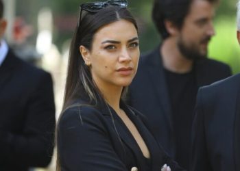 Publikohet fotoja, ja si dukej Sara Hoxha para famës