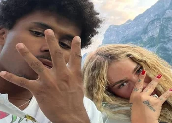 Loredana dhe Karim në pritje të fëmijës? Barku i rrumbullakosur i artistes merr vëmendjen e fansave